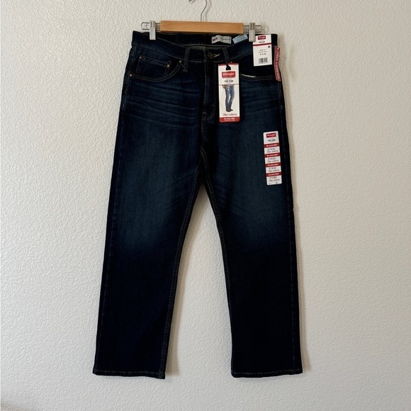 Wrangler Relaxed Boot Jeans - Picture 1 of 5